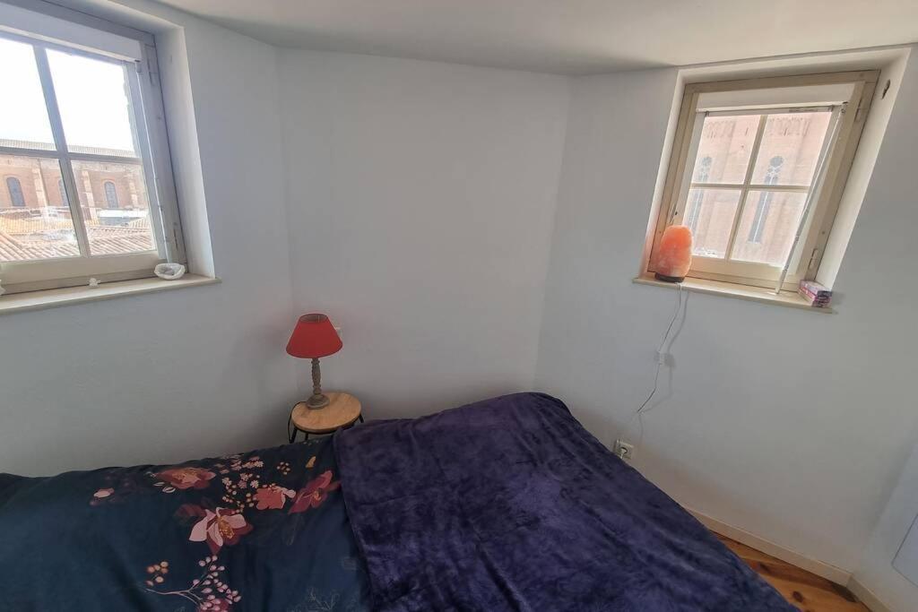 Appartement Exceptionnel 4 Etoiles Hyper Centre Albi 65 M2 Au 4Eme Etage Sans Ascenseur Avec Une Tour Du 12Eme Siecle المظهر الخارجي الصورة